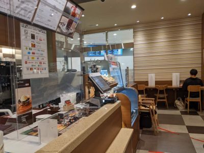 アルピコプラザのカフェ・ド・クリエ松本駅前店