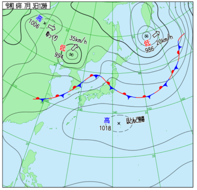 07月03日12時の天気図(<a target="_blank" rel="noopener" href="https://www.data.jma.go.jp/fcd/yoho/wxchart/quickmonthly.html">気象庁より</a>)