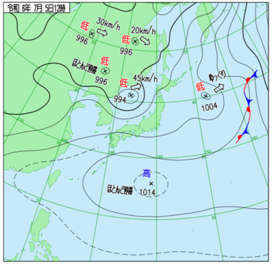 07月05日12時の天気図(<a target="_blank" rel="noopener" href="https://www.data.jma.go.jp/fcd/yoho/wxchart/quickmonthly.html">気象庁より</a>)