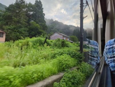 有峰口の少し手前の景色