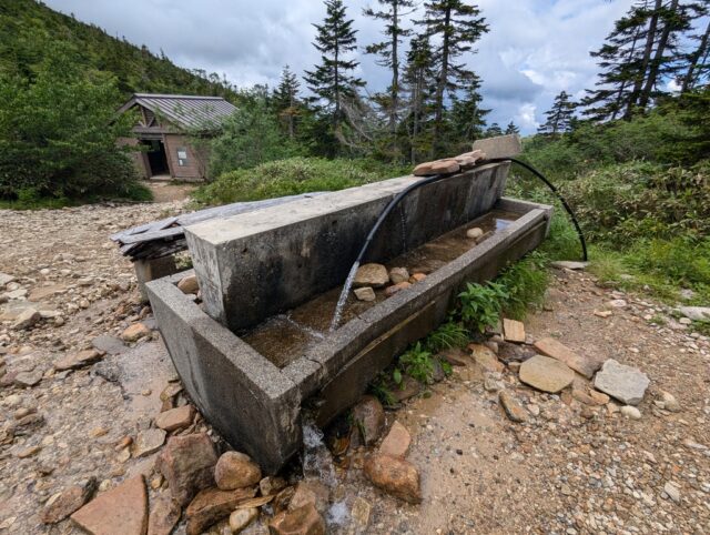 太郎平キャンプ場の水場