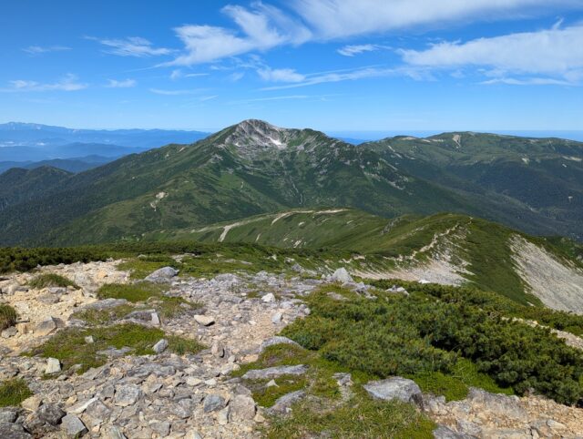 三俣蓮華岳から黒部五郎岳方面へ降りる道