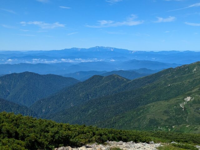 三俣蓮華岳から見た白山