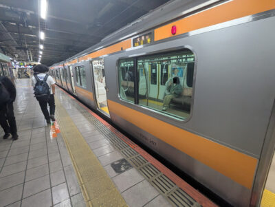 立川駅4:57発大月行き