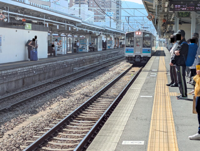 松本駅4番線