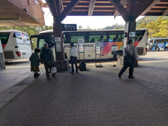上高地バスターミナル